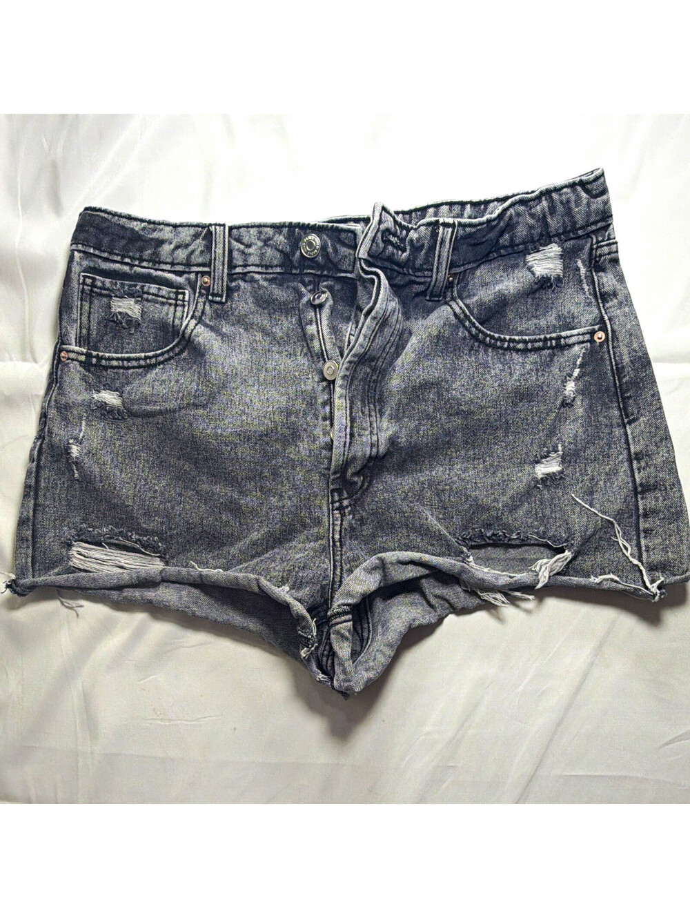Wild Fable Women’s Highest Rise Cut-Off Denim Shorts Gray Distressed 14 Pockets